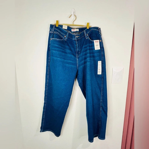 NWT Levi's Signature Heritage High Rise Straight Dark Wash Womens Blue Jeans 22 - Picture 2 of 9